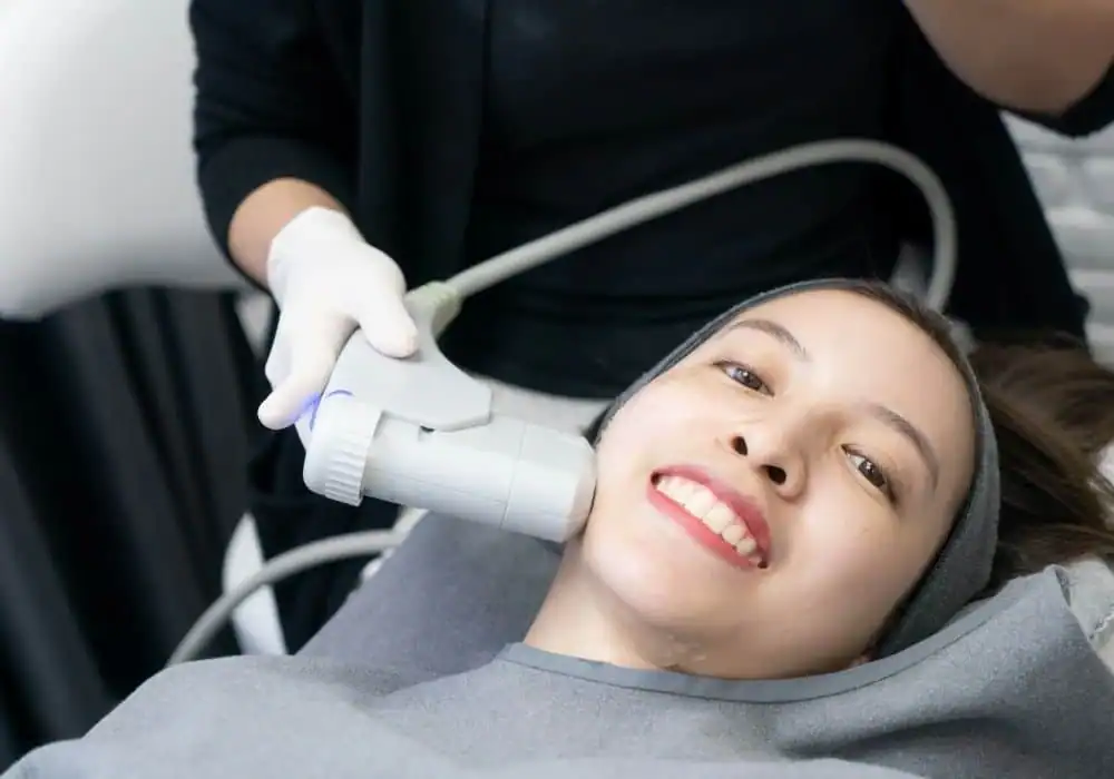 HIFU treatment Edgware in progress